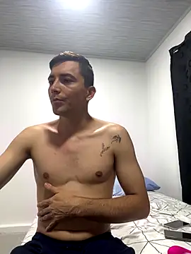 pareja curiosa19 online show from October 2025 02:00:02 AM