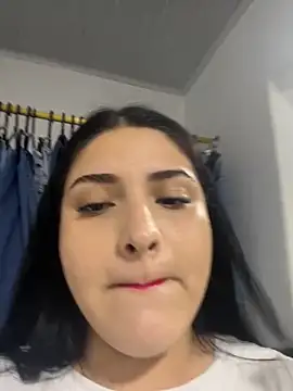 pareja curiosa19 online show from November 2025 02:12:01 AM