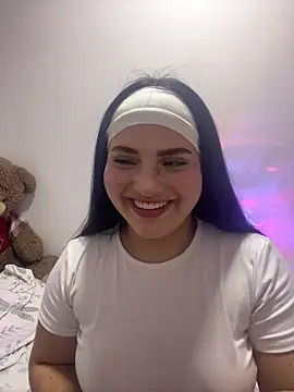pareja curiosa19 online show from April 2026 01:29:01 AM