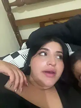 pareja curiosa19 online show from May 2026 12:16:01 AM