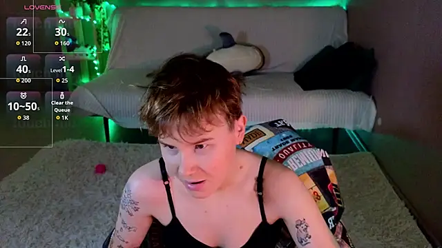 Snapshot of Tara_Lawson chatting on June 2026 08:01:02 AM Tara Lawson online show from June 2026 08:01:02 AM