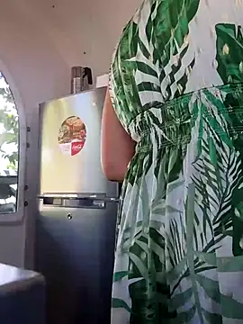 emiliemilf online show from March 2026 07:47:02 PM