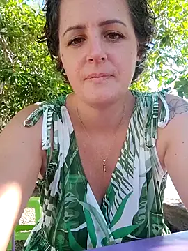 emiliemilf online show from March 2026 06:08:02 PM