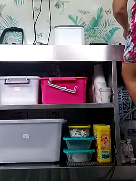 emiliemilf online show from April 2026 01:31:02 AM