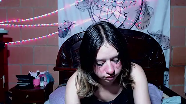 Sukychan  online show from March 2025 12:10:01 AM