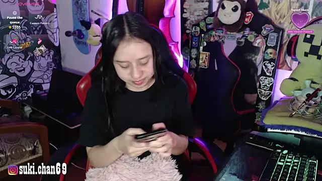 Sukychan  online show from November 2025 08:13:01 PM