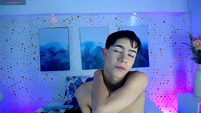 Snapshot of Andy_Leex chatting on November 2025 08:20:02 PM Andy Leex online show from November 2025 08:20:02 PM