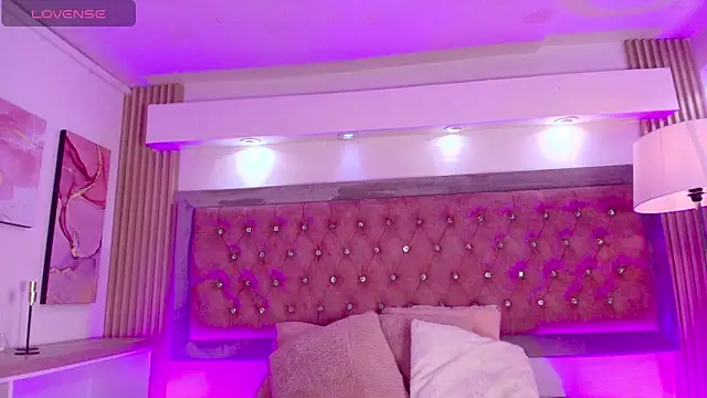 Andy Leex online show from April 2026 08:34:01 PM