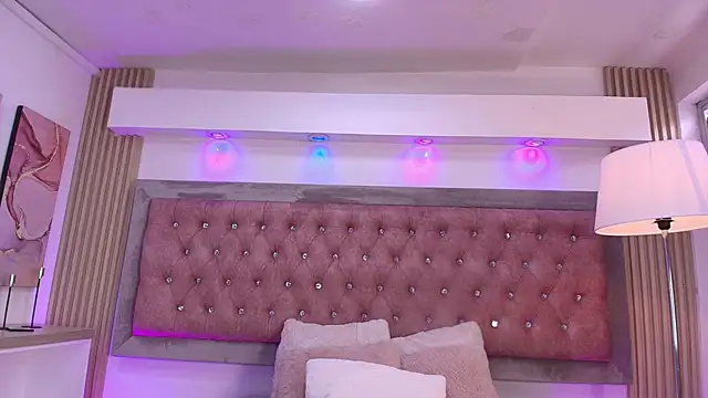 Andy Leex online show from March 2026 08:09:01 PM