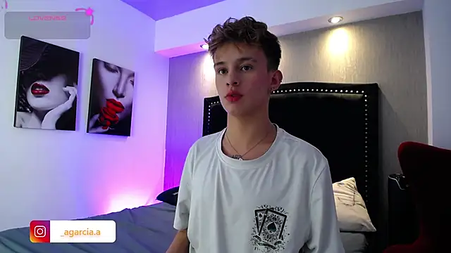 LiamWildx20 online show from February 2026 04:34:02 AM