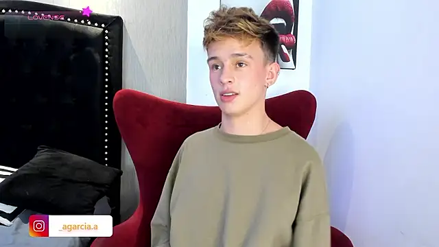 LiamWildx20 online show from February 2026 03:59:01 AM