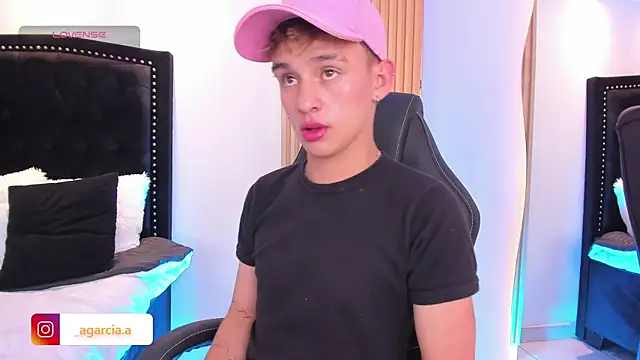 LiamWildx20 online show from May 2026 04:21:02 AM