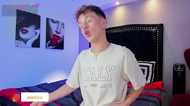 LiamWildx20 online show from February 2026 06:49:01 AM