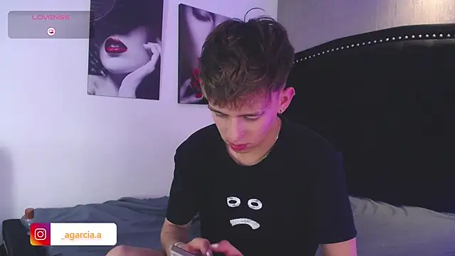 Snapshot of LiamWildx20 chatting on April 2026 07:45:01 AM LiamWildx20 online show from April 2026 07:45:01 AM