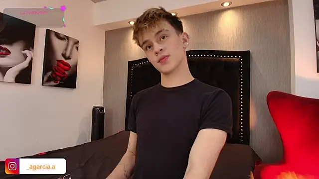 LiamWildx20 online show from January 2026 04:41:02 AM