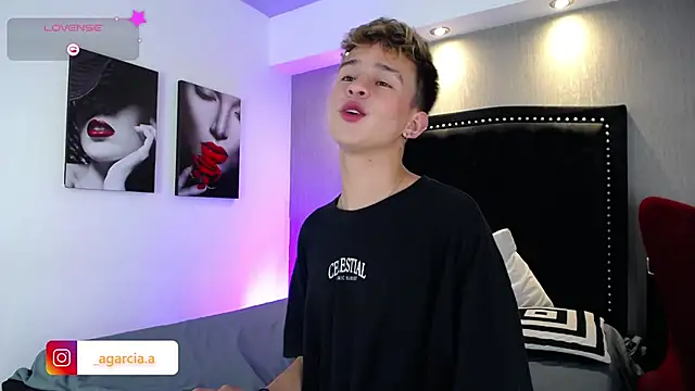 LiamWildx20 online show from February 2026 04:34:02 AM