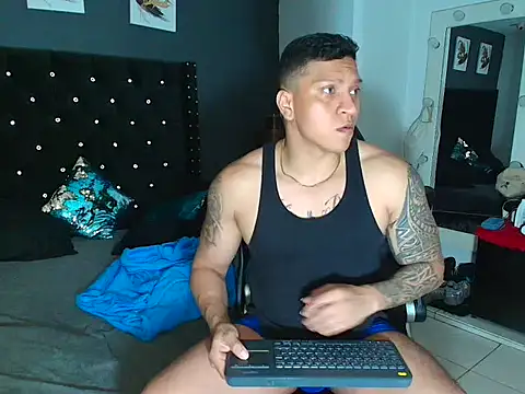 ethan dalton  online show from October 2025 03:28:02 AM