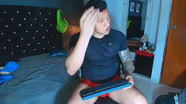 ethan dalton  online show from November 2025 03:21:02 AM