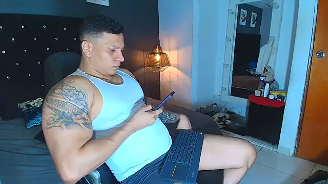 ethan dalton  online show from November 2025 03:24:02 AM