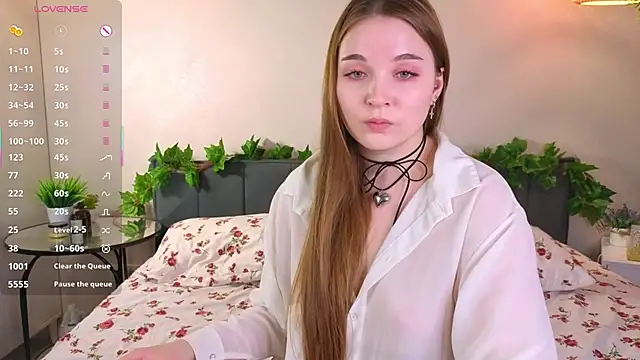 ConstanceHelms online show from December 2025 05:20:02 AM