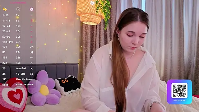 ConstanceHelms online show from April 2026 05:04:01 AM