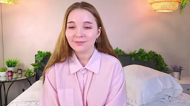 Snapshot of ConstanceHelms chatting on October 2025 05:06:01 AM ConstanceHelms online show from October 2025 05:06:01 AM