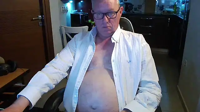 JamesBauer online show from February 2026 04:34:01 AM