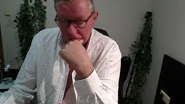 JamesBauer online show from September 2025 03:45:01 AM