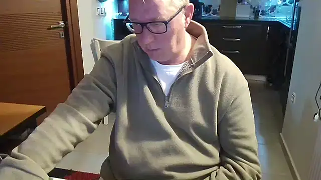 JamesBauer online show from February 2026 04:52:02 AM