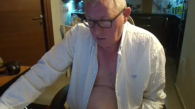 JamesBauer online show from February 2026 04:56:02 AM