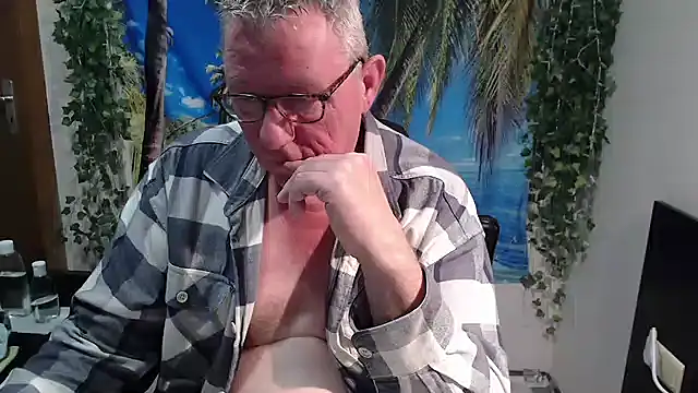 JamesBauer online show from December 2025 04:47:01 AM