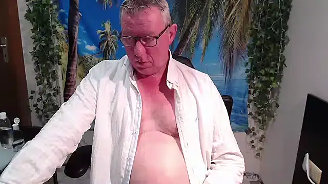 JamesBauer online show from December 2025 04:33:01 AM