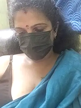 Snapshot of poojaa-rani chatting on April 2026 07:04:01 PM poojaa-rani online show from April 2026 07:04:01 PM
