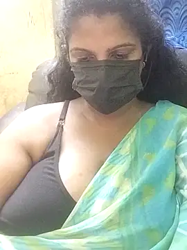 Snapshot of poojaa-rani chatting on April 2026 06:59:02 PM poojaa-rani online show from April 2026 06:59:02 PM