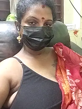 poojaa-rani online show from November 2025 06:57:01 PM