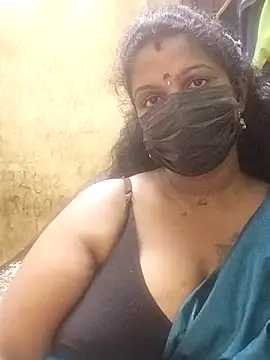 Snapshot of poojaa-rani chatting on March 2026 06:11:01 PM poojaa-rani online show from March 2026 06:11:01 PM