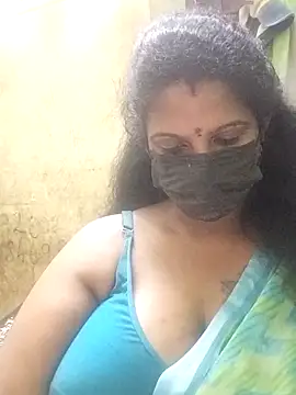 Snapshot of poojaa-rani chatting on March 2026 06:39:01 PM poojaa-rani online show from March 2026 06:39:01 PM