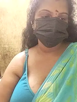 Snapshot of poojaa-rani chatting on April 2026 06:36:01 PM poojaa-rani online show from April 2026 06:36:01 PM