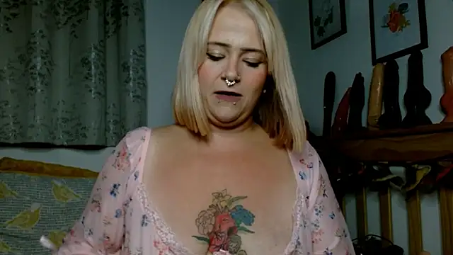 FilthyCuteOlivia online show from September 2025 08:13:01 PM