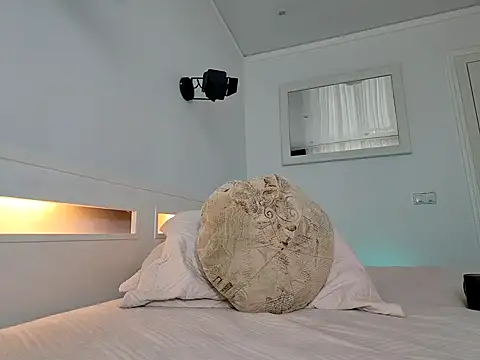 ANA STA S  online show from November 2025 11:10:01 AM