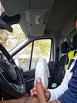 Ressa69 online show from November 2025 01:00:02 PM