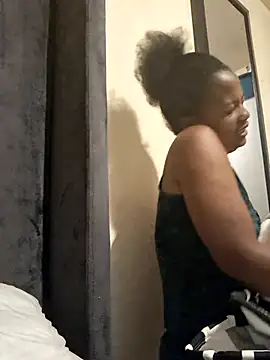 sexylira online show from February 2026 06:27:02 PM