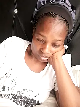 sexylira online show from November 2025 12:38:01 PM