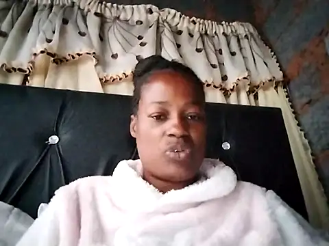 sexylira online show from May 2026 10:11:02 AM