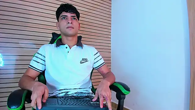 317894 online show from April 2026 03:38:02 PM