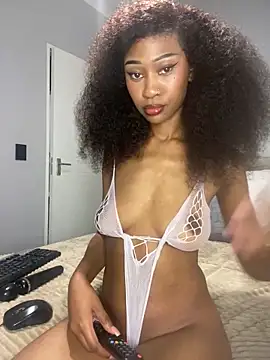 Snapshot of Candy_CaneXx chatting on November 2025 08:12:01 PM Candy CaneXx online show from November 2025 08:12:01 PM