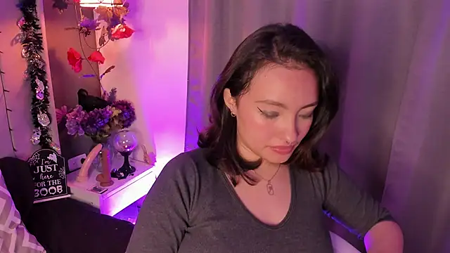 Snapshot of Angelica_Moon21 chatting on October 2025 04:13:01 AM Angelica Moon21 online show from October 2025 04:13:01 AM