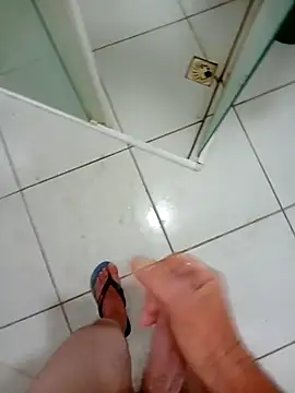 Dglo0000 online show from September 2025 12:05:02 AM