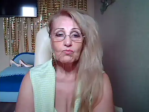 Margo Sweety online show from October 2025 06:25:02 AM