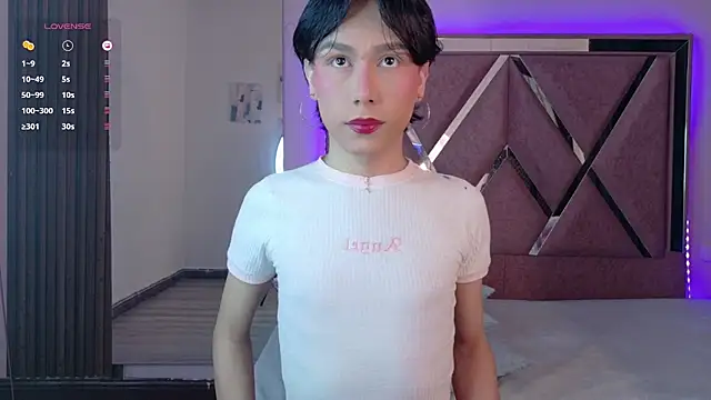 Snapshot of Ash_Femboy chatting on November 2025 07:40:02 PM Ash Femboy online show from November 2025 07:40:02 PM